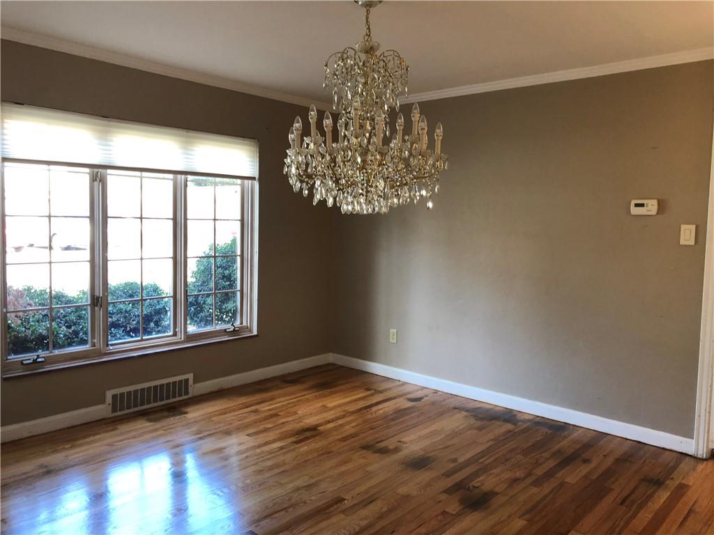 410 Old Farm Road Pittsburgh, PA 15228 - Photo 8 of 25