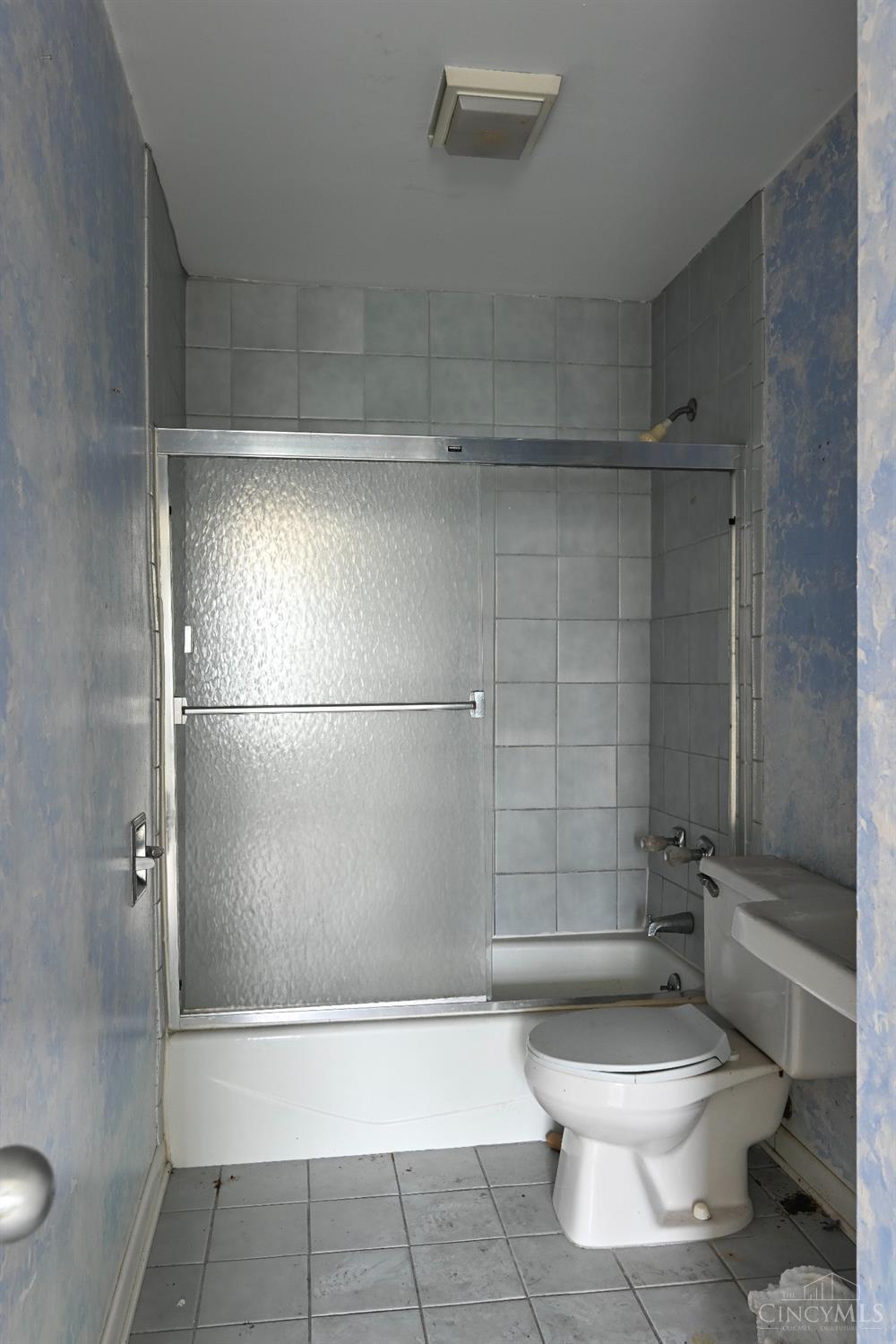 2136 Ravine Street Cincinnati, OH 45214 - Photo 38 of 50 Gallery Image 38