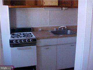 7033 Clinton Road Upper Darby, PA 19082 - Photo 2 of 3
