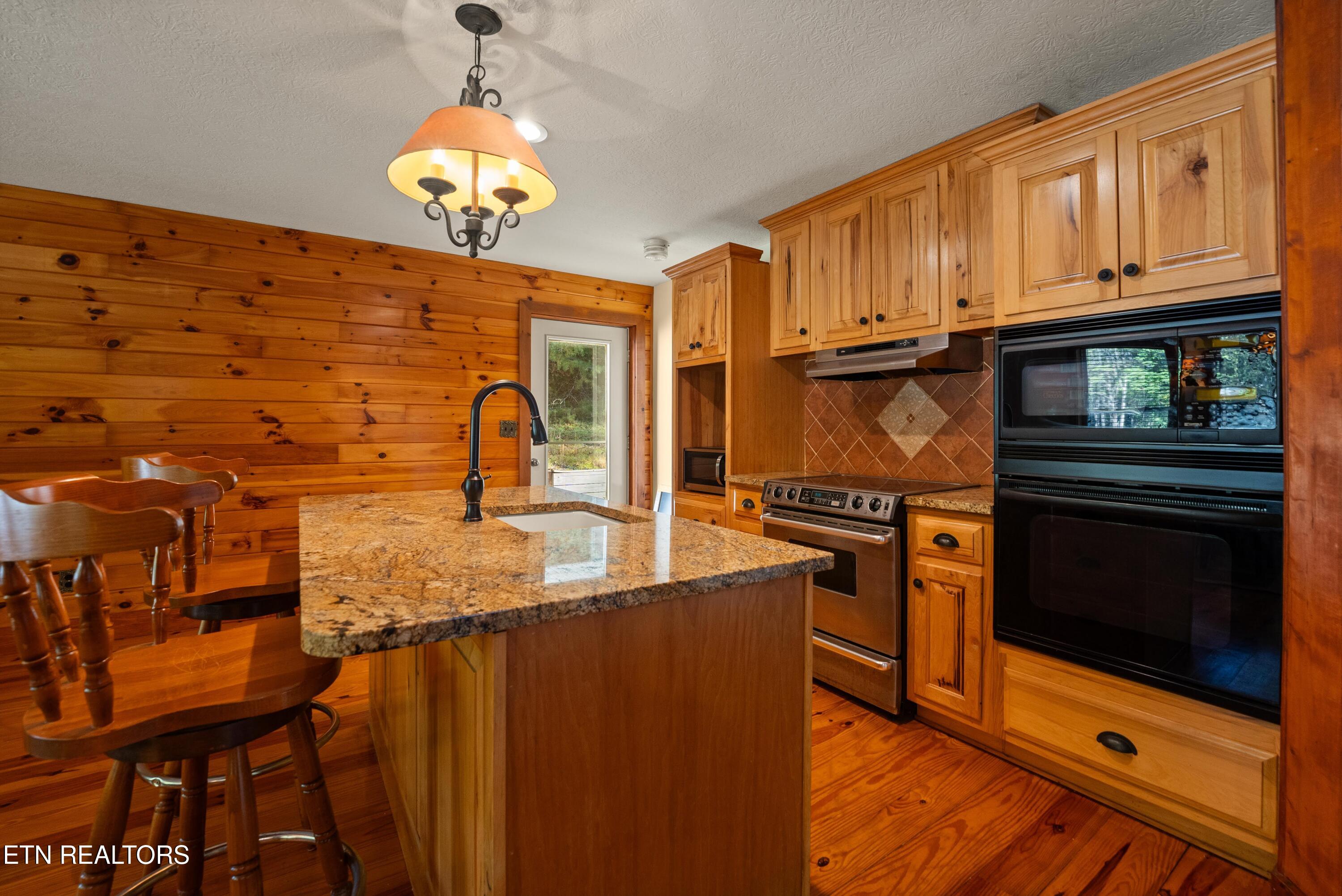 303 Cumberland Cove Road Monterey, TN 38574 - Photo 15 of 58 DSC03937