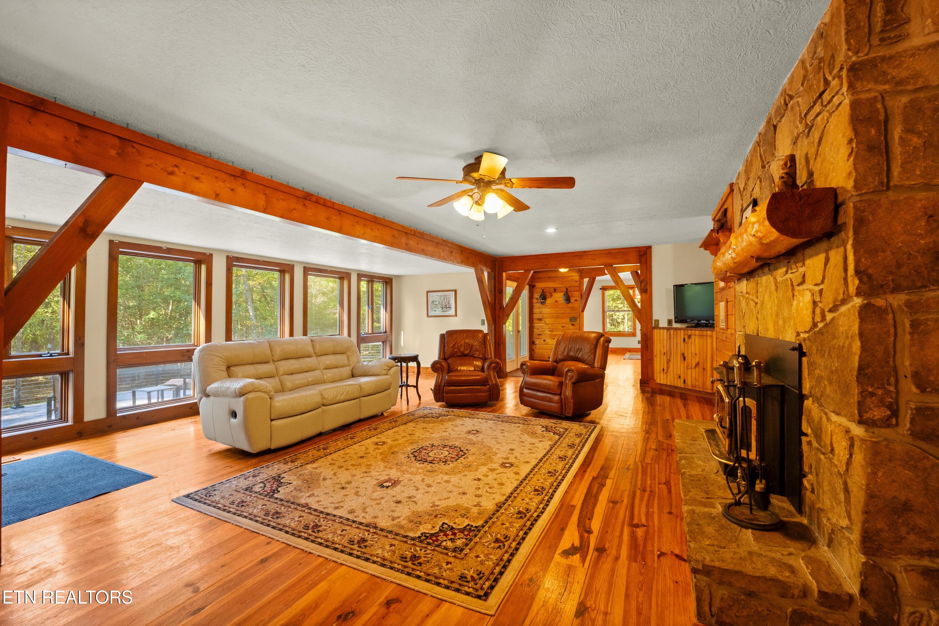 303 Cumberland Cove Road Monterey, TN 38574 - Photo 26 of 46 DSC03817