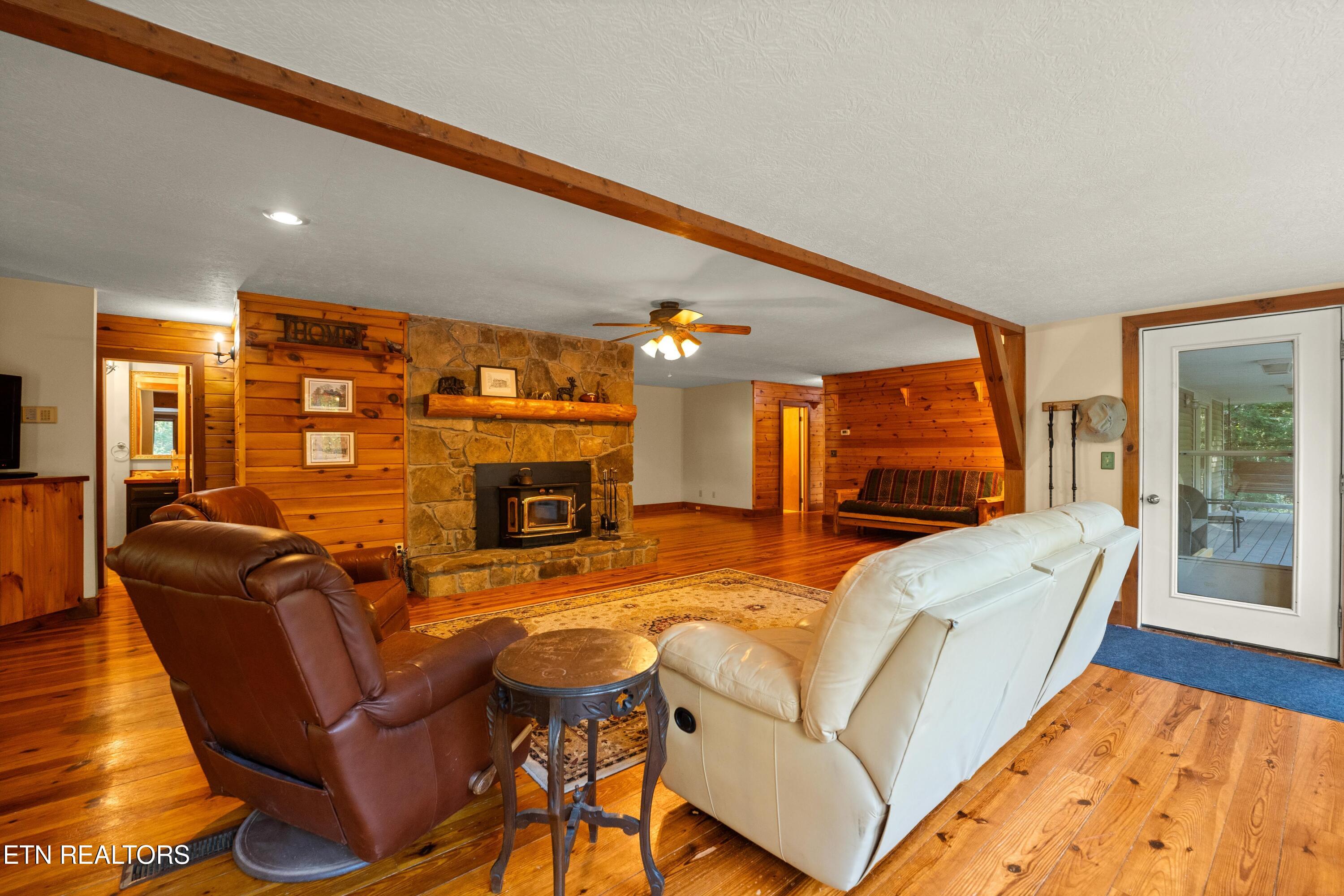 303 Cumberland Cove Road Monterey, TN 38574 - Photo 27 of 46 DSC03827