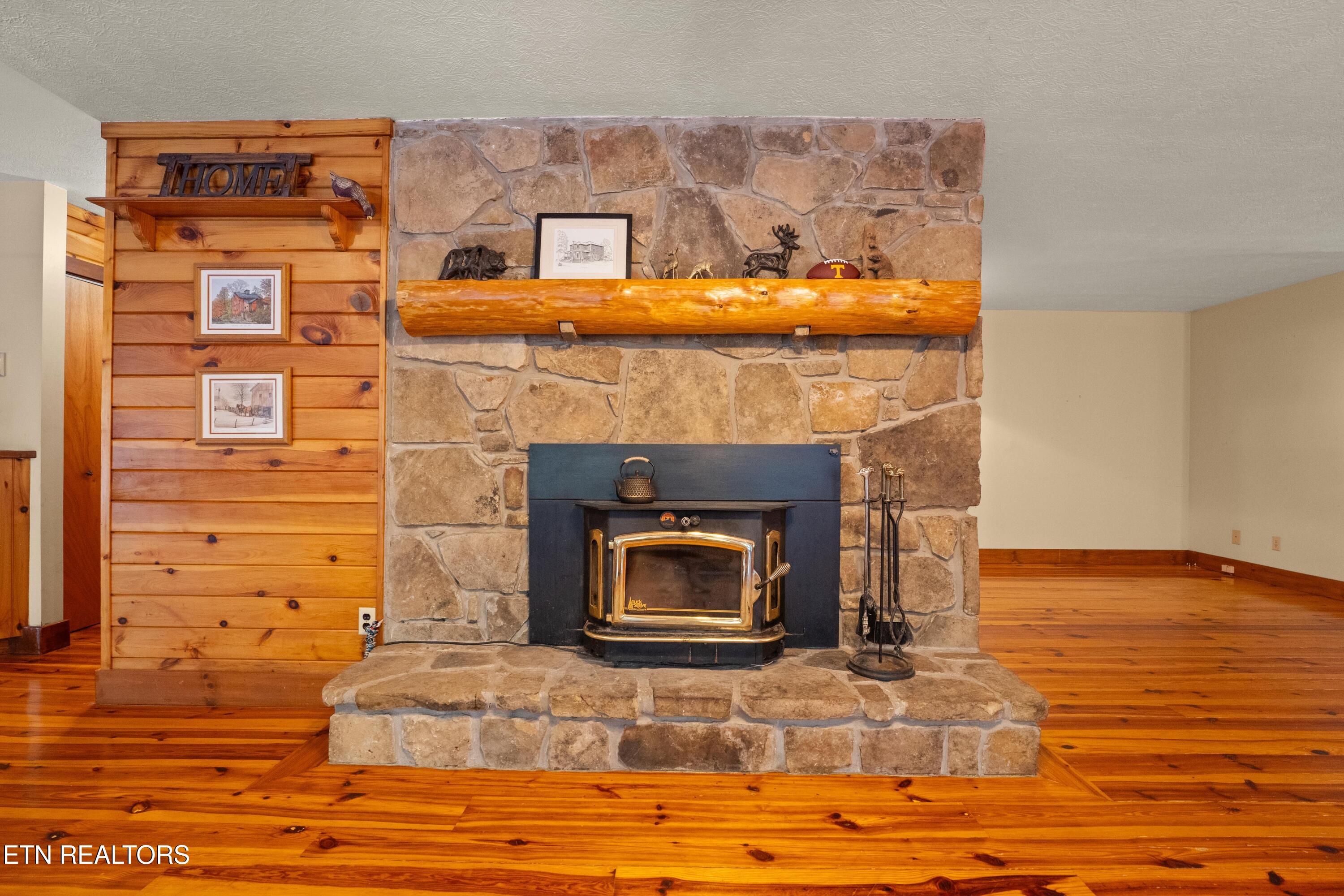 303 Cumberland Cove Road Monterey, TN 38574 - Photo 25 of 58 DSC03812