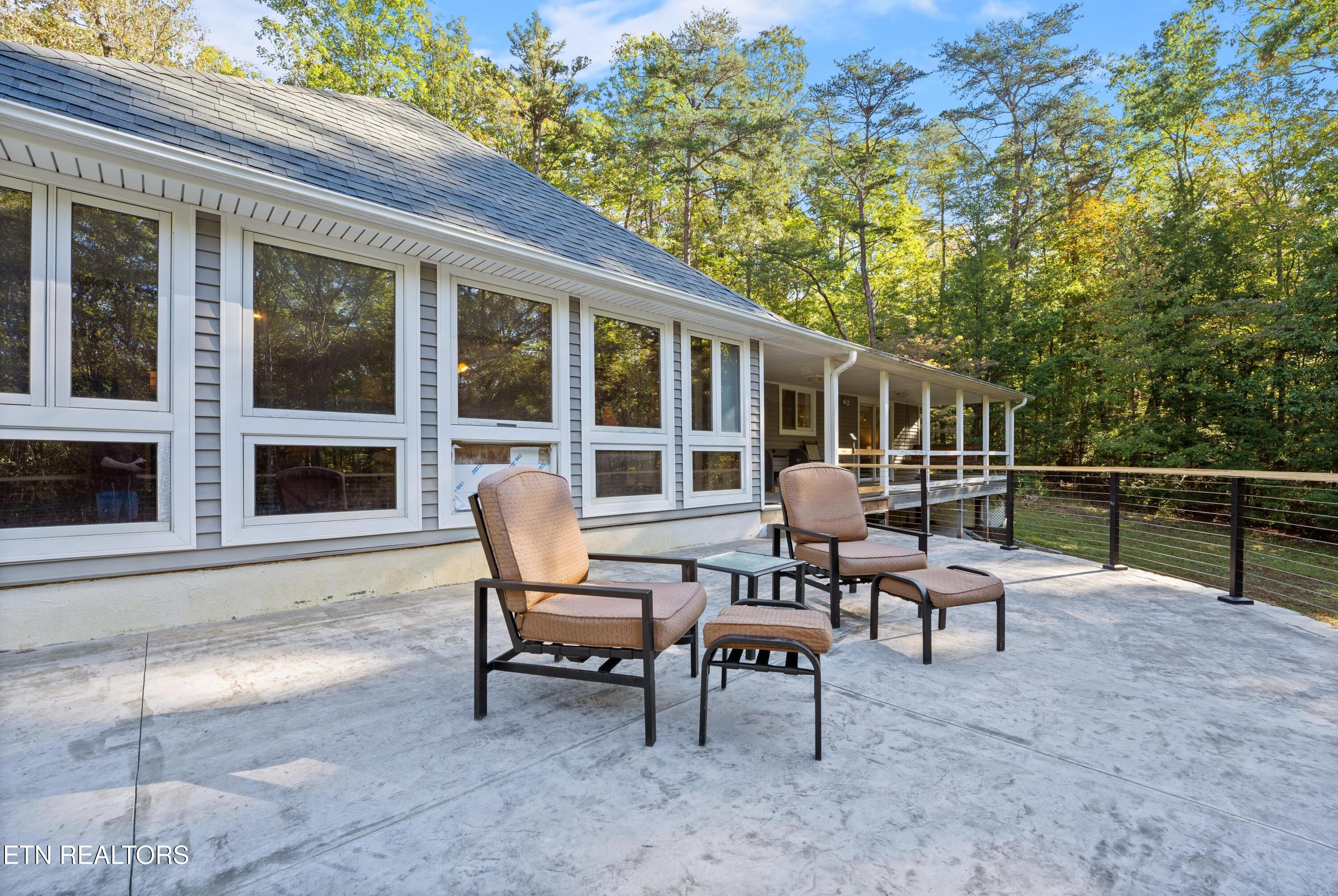 303 Cumberland Cove Road Monterey, TN 38574 - Photo 3 of 46 DSC03977