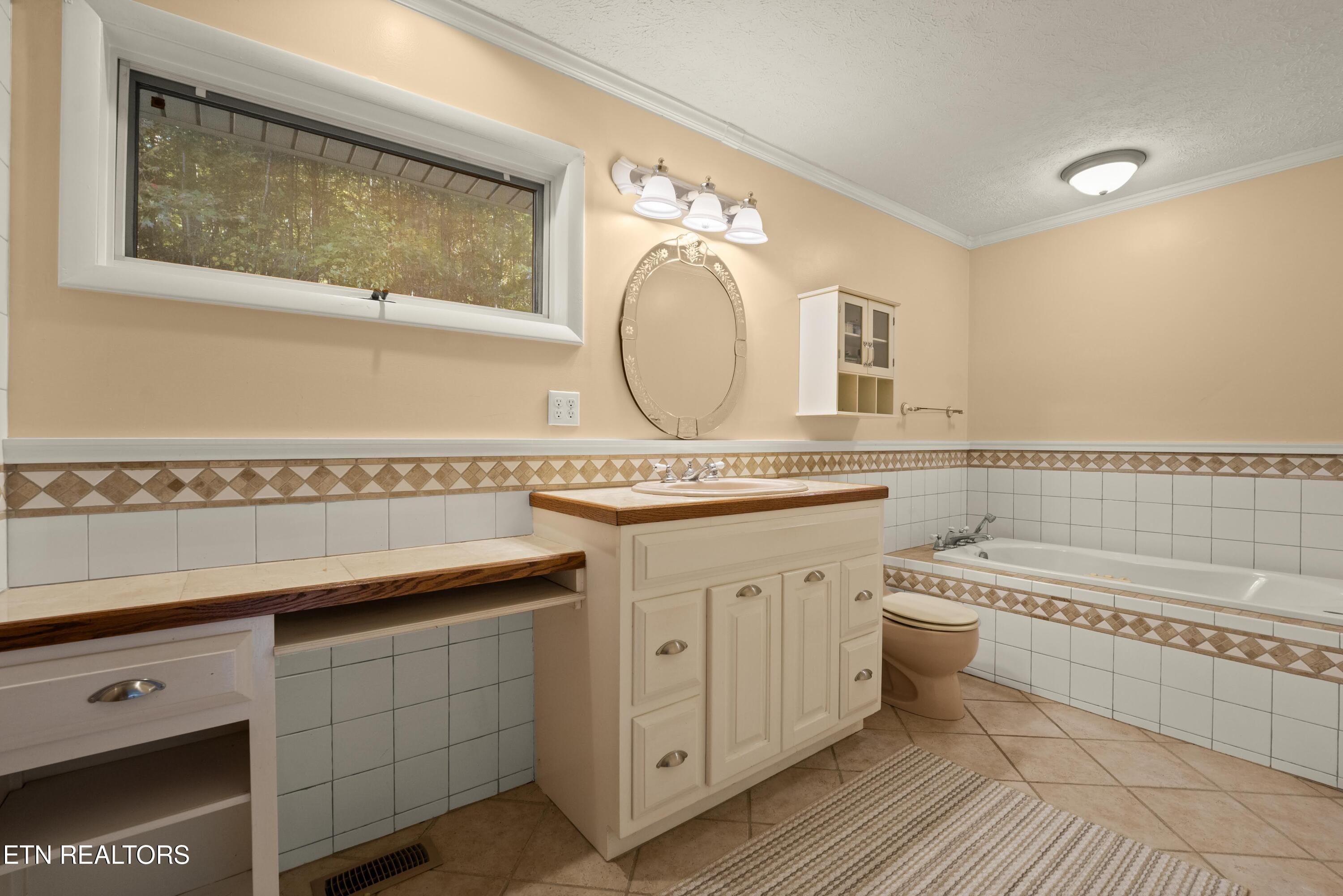 303 Cumberland Cove Road Monterey, TN 38574 - Photo 33 of 46 DSC03907