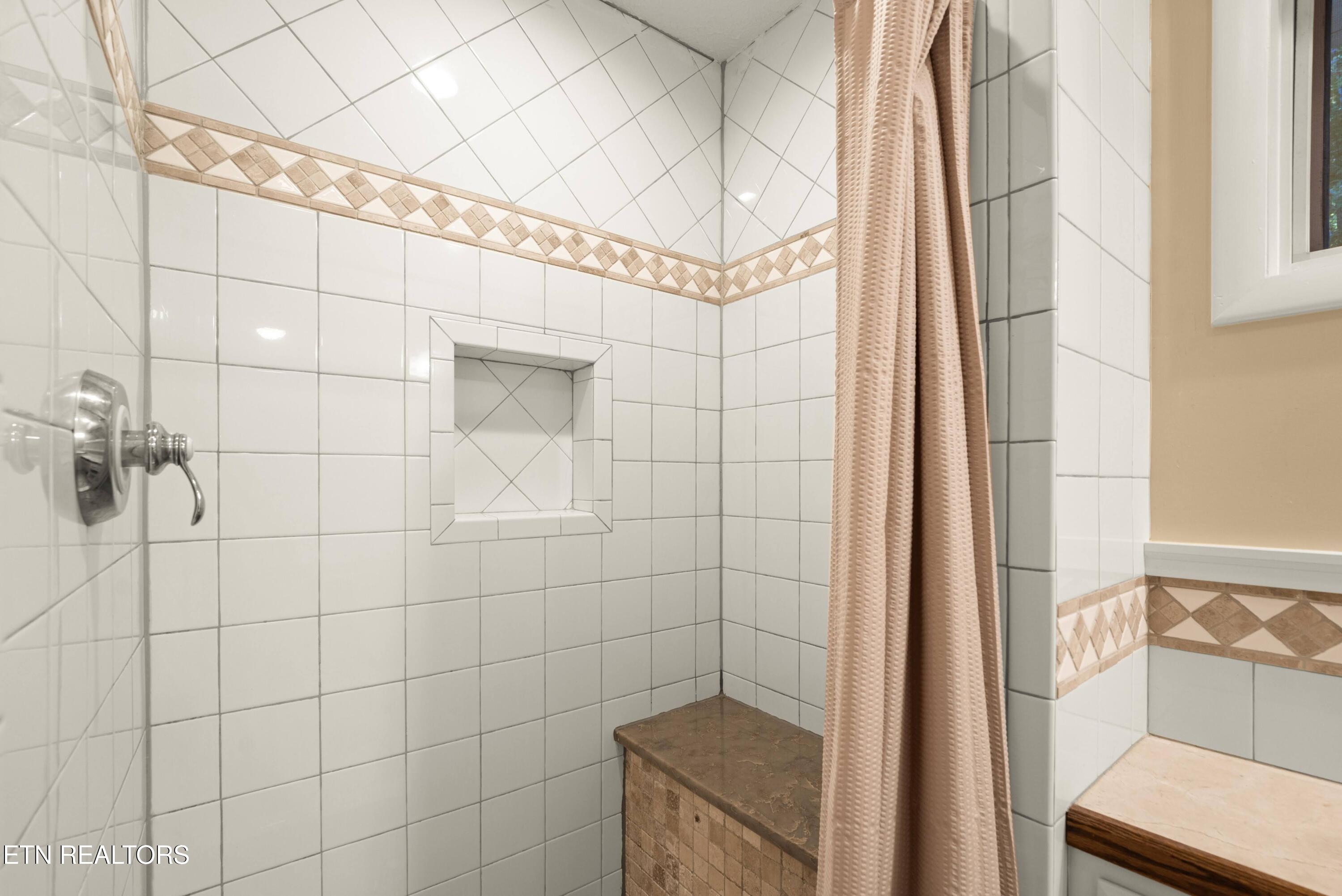 303 Cumberland Cove Road Monterey, TN 38574 - Photo 35 of 46 DSC03912