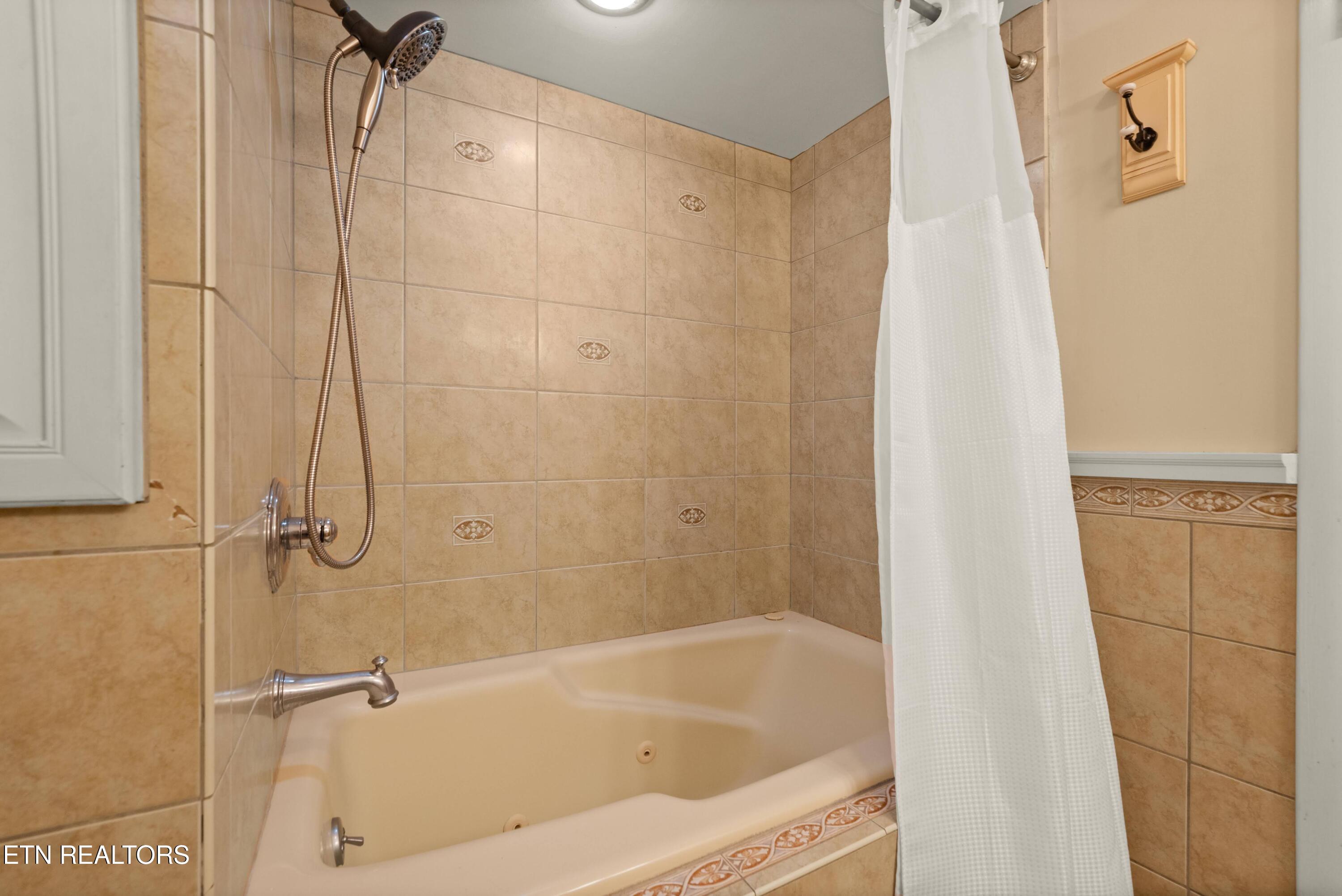 303 Cumberland Cove Road Monterey, TN 38574 - Photo 39 of 46 DSC03882