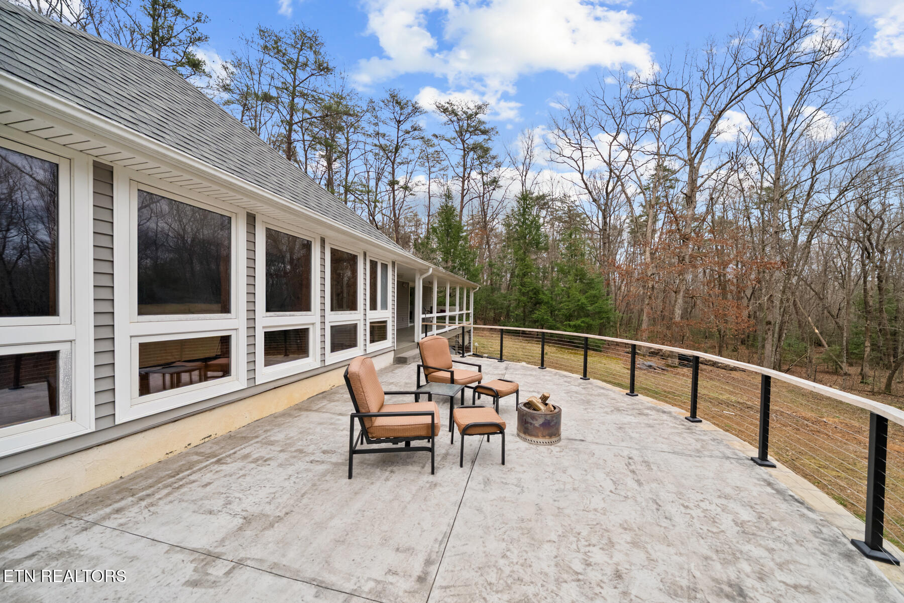 303 Cumberland Cove Road Monterey, TN 38574 - Photo 6 of 58 DSC07382