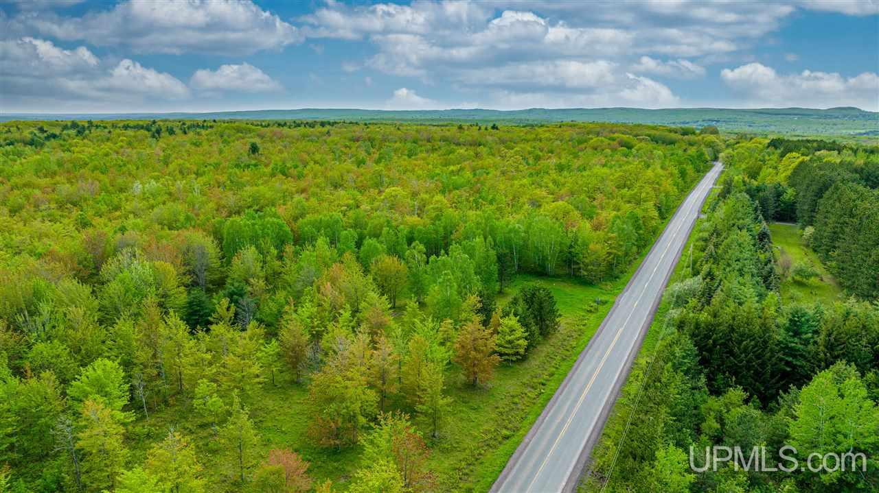 2 Boundary Road Chassell, MI 49916 - Photo 3 of 77