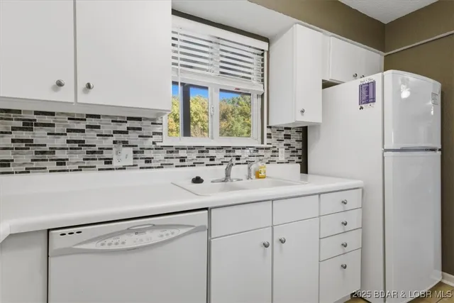 $216,000 | 85 Kodiak Lane, Unit 2C, Lake Ozark, MO 65049