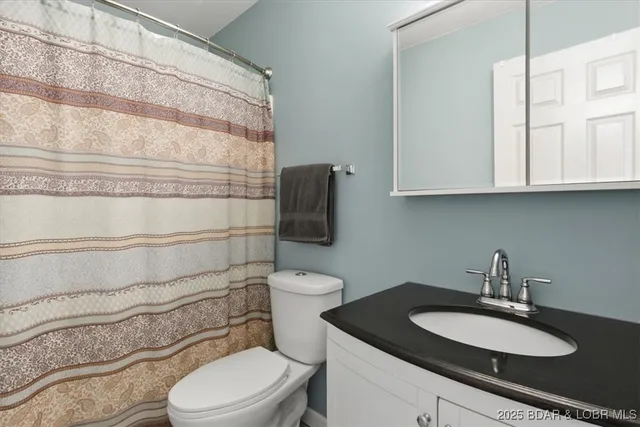 $216,000 | 85 Kodiak Lane, Unit 2C, Lake Ozark, MO 65049