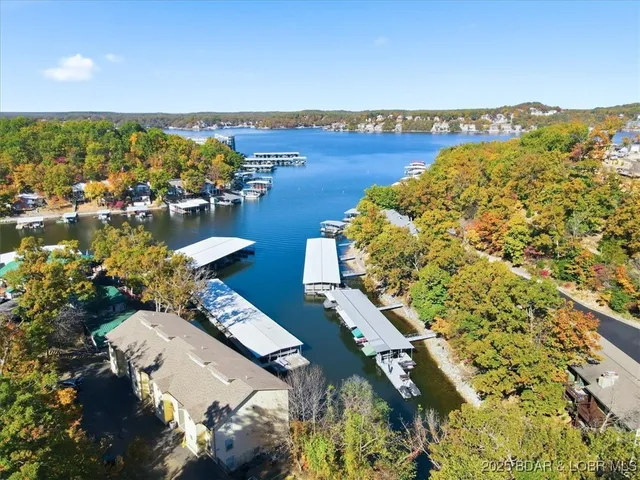 $216,000 | 85 Kodiak Lane, Unit 2C, Lake Ozark, MO 65049