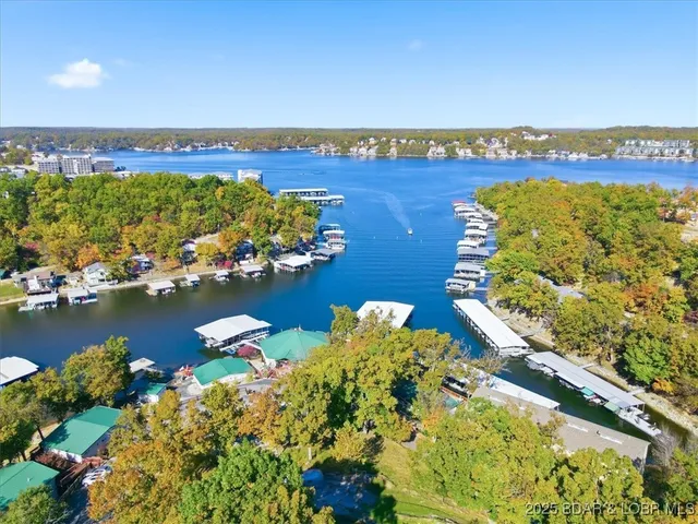 $216,000 | 85 Kodiak Lane, Unit 2C, Lake Ozark, MO 65049