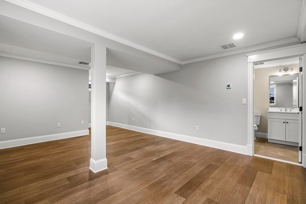 36 Middlesex Street, Unit 36 Winchester, MA 01890 - Photo 27 of 35