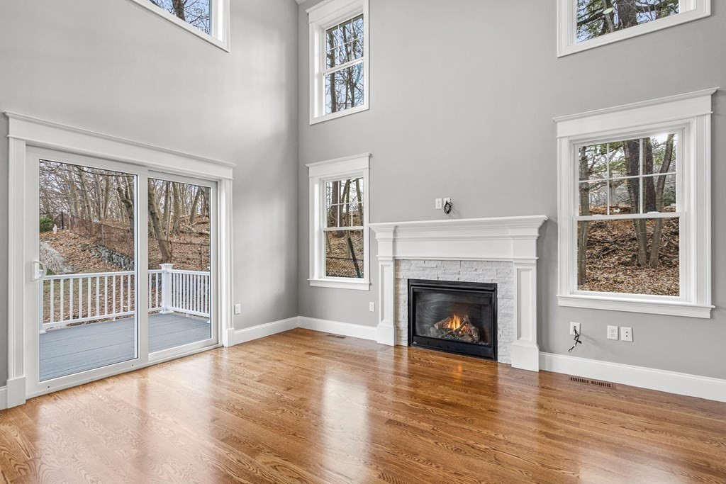 36 Middlesex Street, Unit 36 Winchester, MA 01890 - Photo 4 of 35