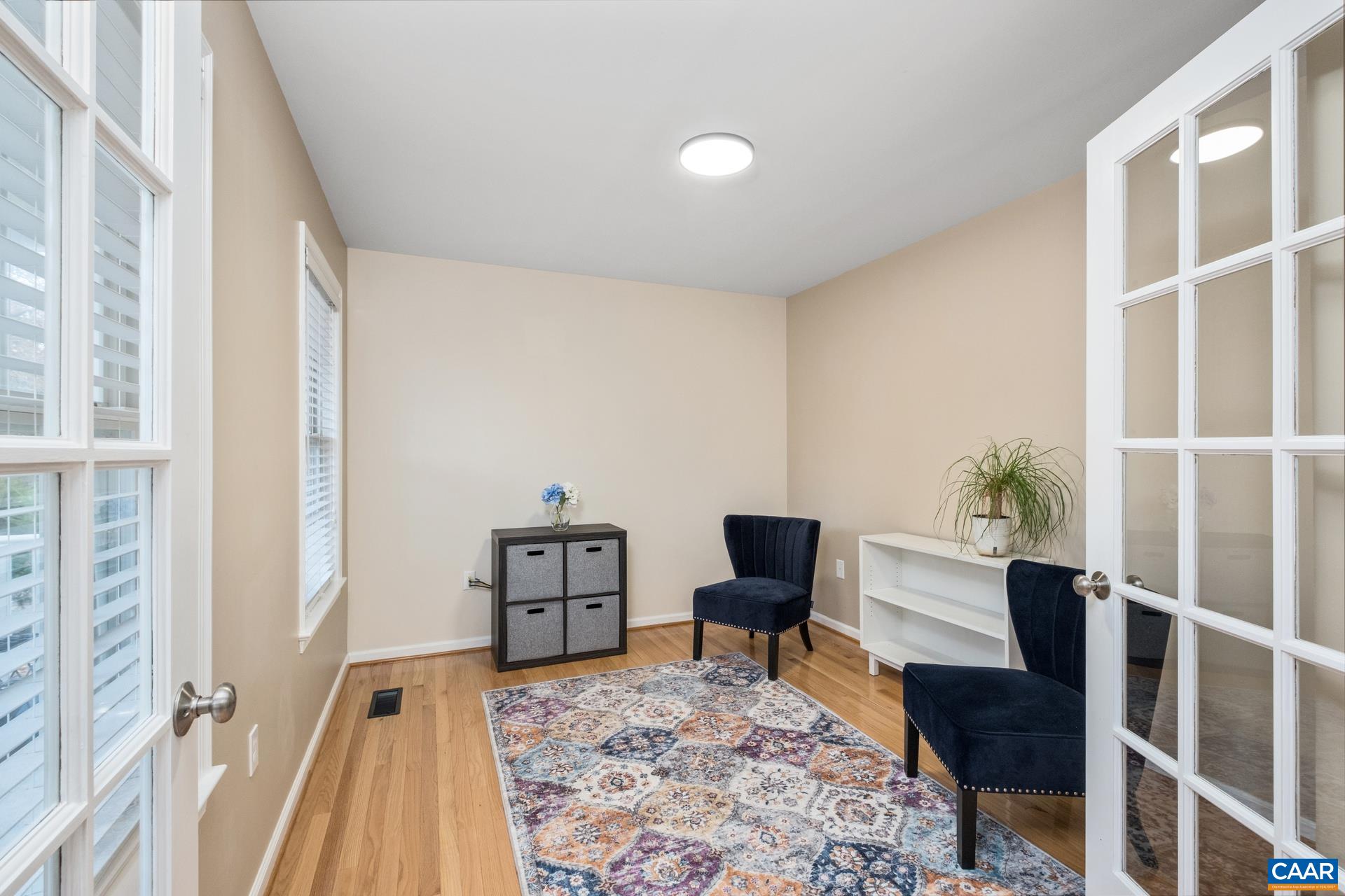 500 Northridge Road Ruckersville, VA 22968 - Photo 10 of 42 a living room with furniture and a rug