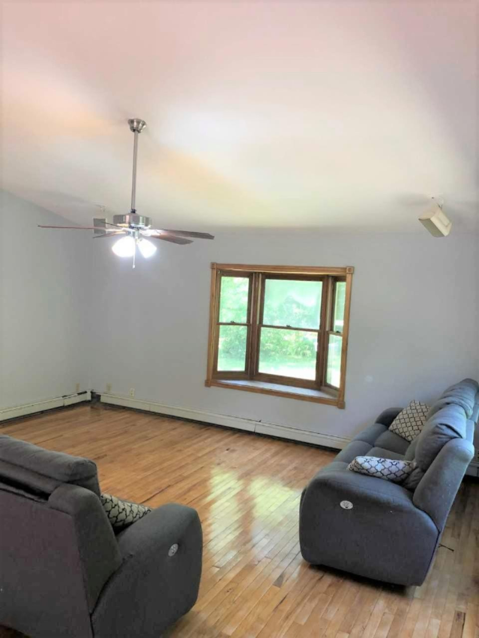 5920 Wood School Road Freeport, MI 49325 - Photo 10 of 27 great room 3