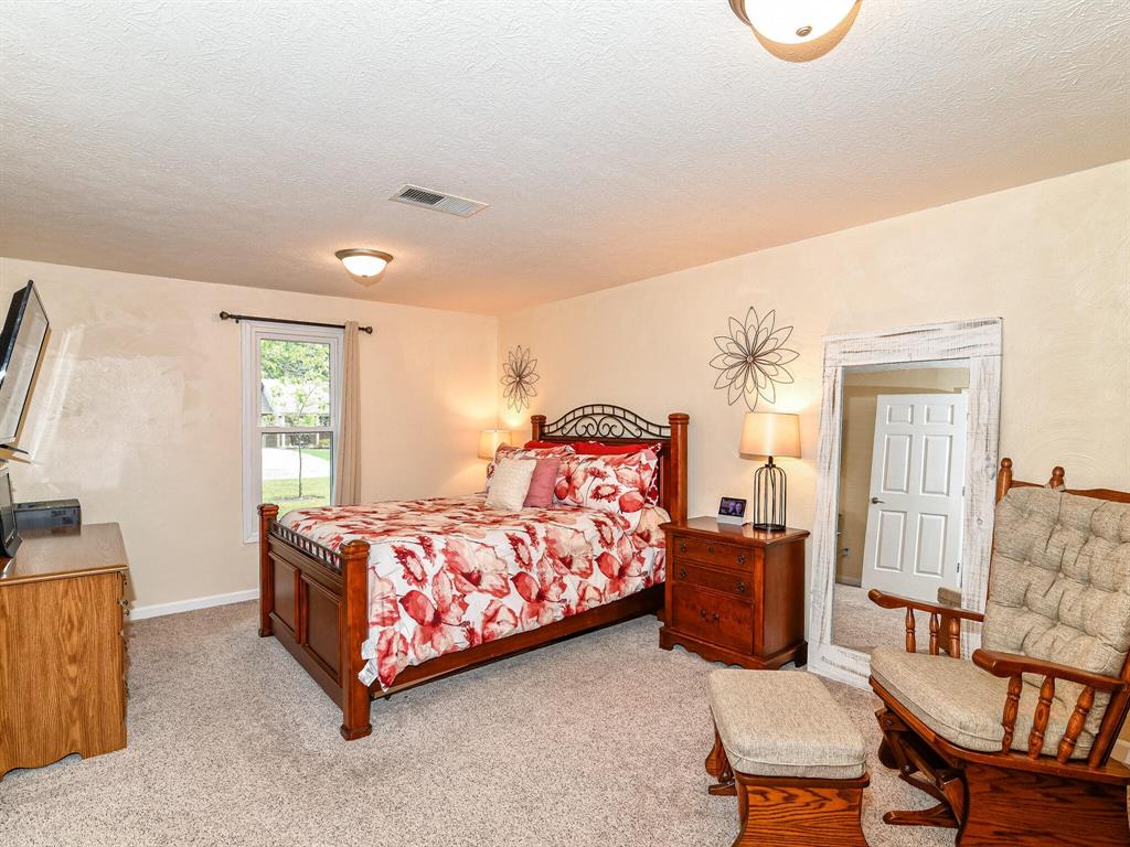 5052 Glenmore Road Anderson, IN 46012 - Photo 13 of 34 Gallery Image 13