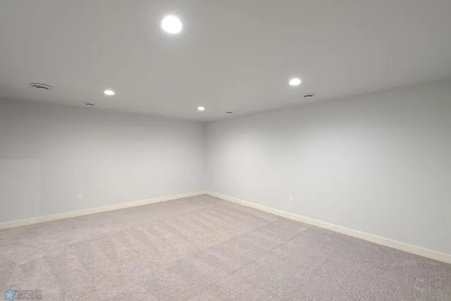 $474,900 | 7358 30th Street South, Fargo, ND 58104