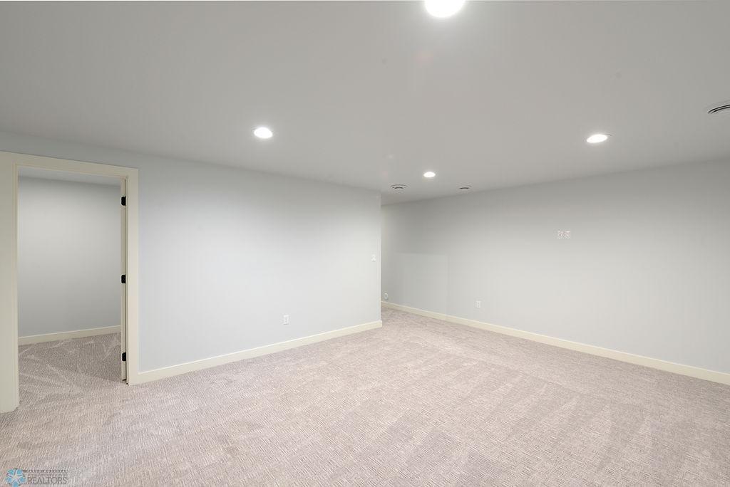 7358 30th Street South Fargo, ND 58104 - Photo 44 of 50