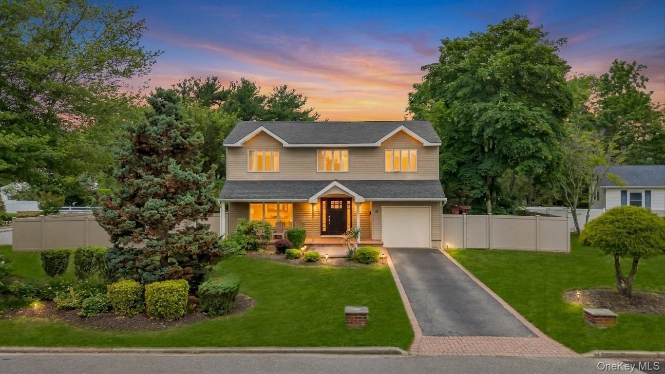 11 Ann Court North Babylon, NY 11703 - Photo 1 of 31