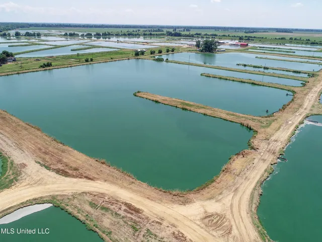 $2,180,800 | Fletcher Road, Isola, MS 38754