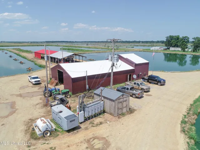 $2,180,800 | Fletcher Road, Isola, MS 38754