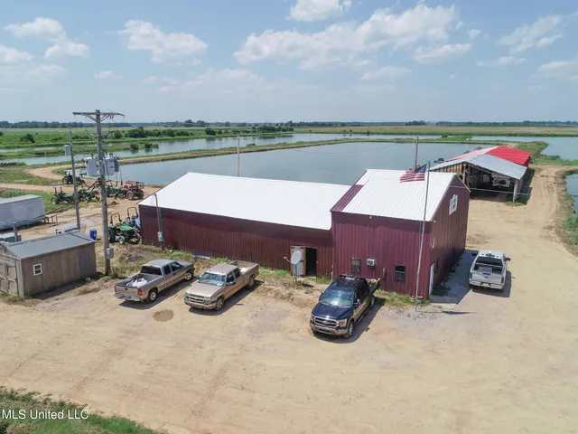 $2,180,800 | Fletcher Road, Isola, MS 38754