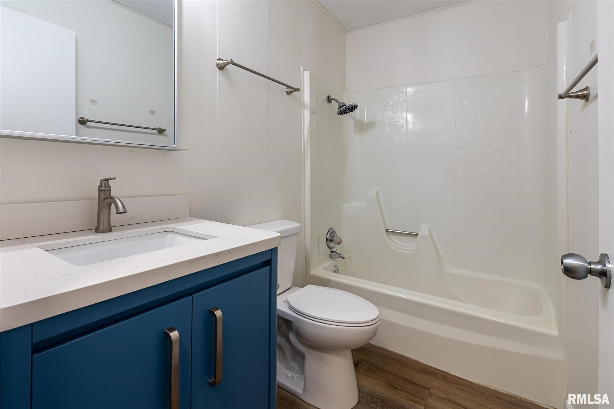 12069 Pebble Point Road Marion, IL 62959 - Photo 13 of 42 Gallery Image 13