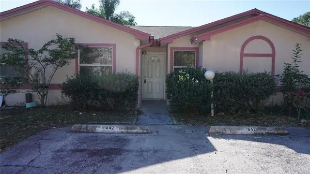 $1,800 | 842 Angela Lane, Kissimmee, FL 34741