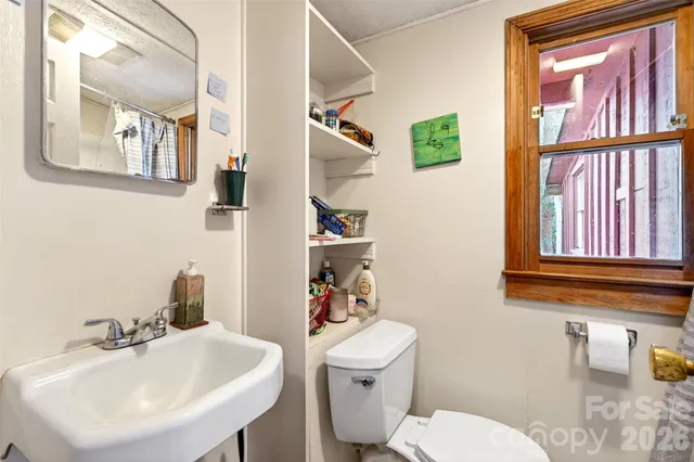 $1,369,000 | 959 Highway 9, Black Mountain, NC 28711