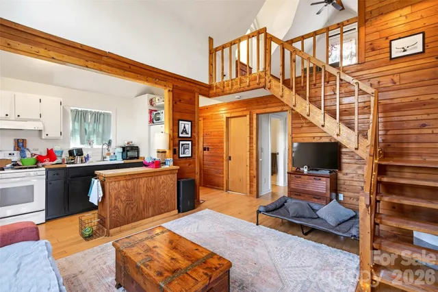 $1,369,000 | 959 Highway 9, Black Mountain, NC 28711