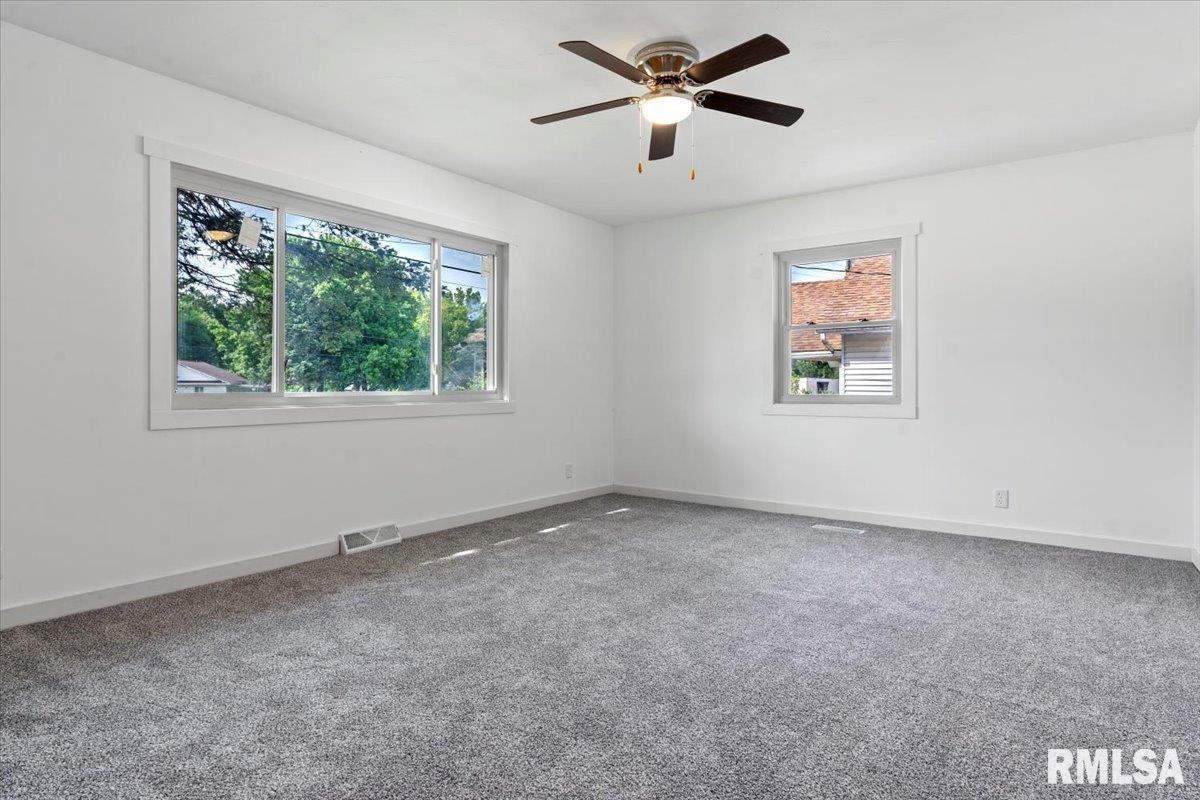 3620 North Peoria Road Springfield, IL 62702 - Photo 8 of 36