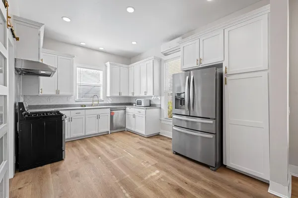 $1,199,888 | 194 4th Street, Gilroy, CA 95020