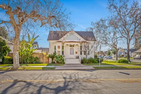 $1,199,888 | 194 4th Street, Gilroy, CA 95020