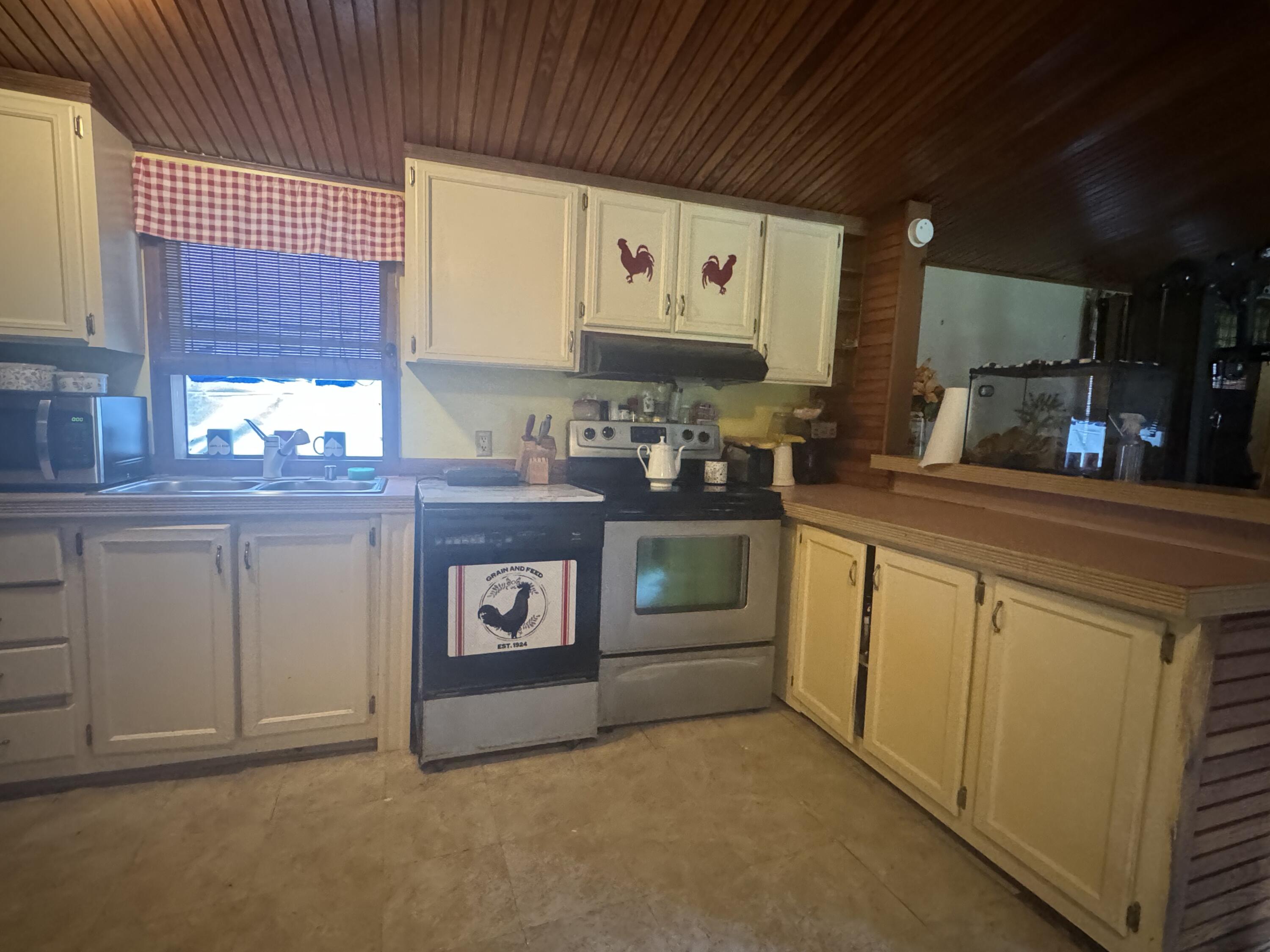 408 Corinth Road Garland, ME 04939 - Photo 10 of 41 IMG_5919 2