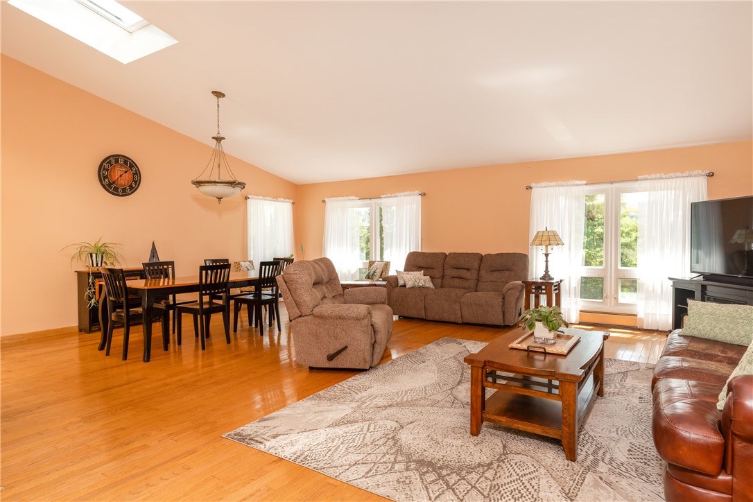 1737 Genesee Road Elmira, NY 14905 - Photo 6 of 46