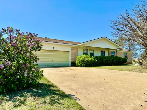 $115,000 | 700 South Bowie Avenue, Tulia, TX 79088