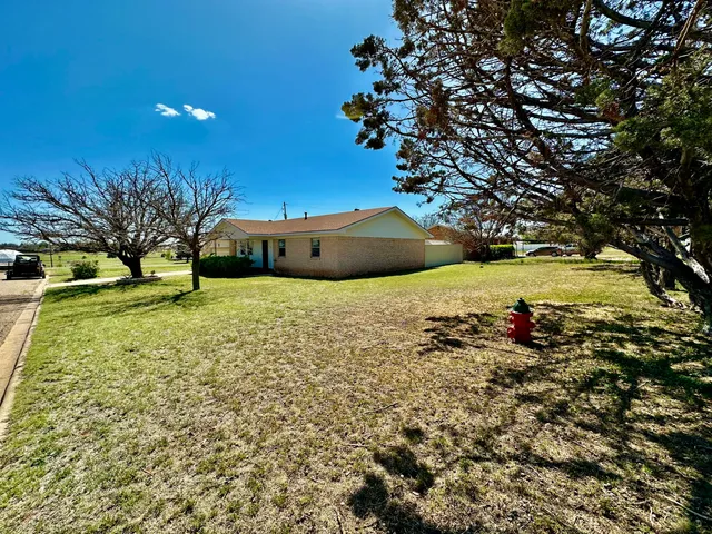 $130,000 | 700 South Bowie Avenue, Tulia, TX 79088