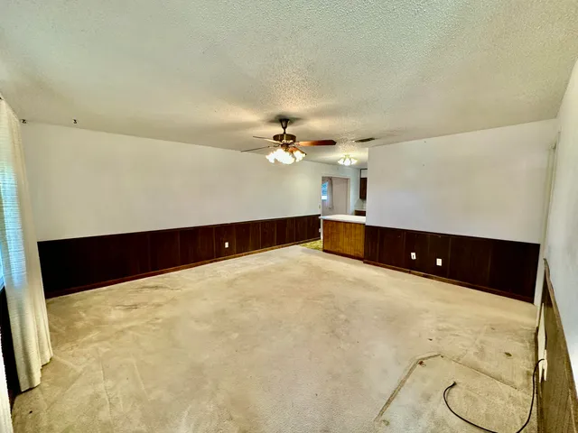 $130,000 | 700 South Bowie Avenue, Tulia, TX 79088