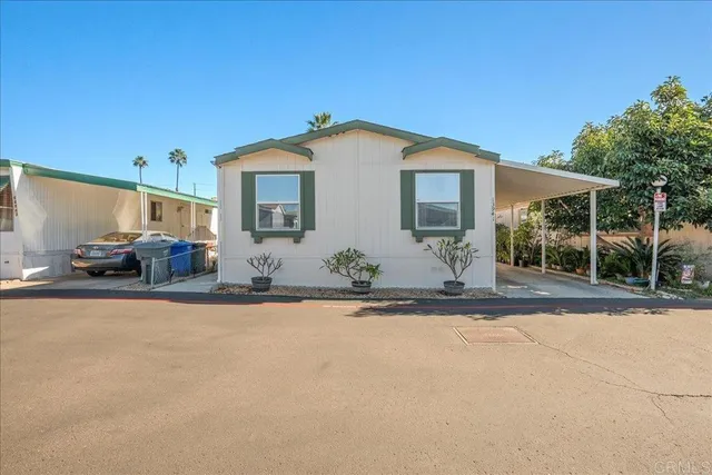 $299,000 | 13941 Wisteria Avenue, Unit 53, Poway, CA 92064