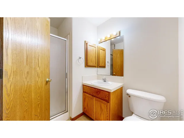 a picture of a living room