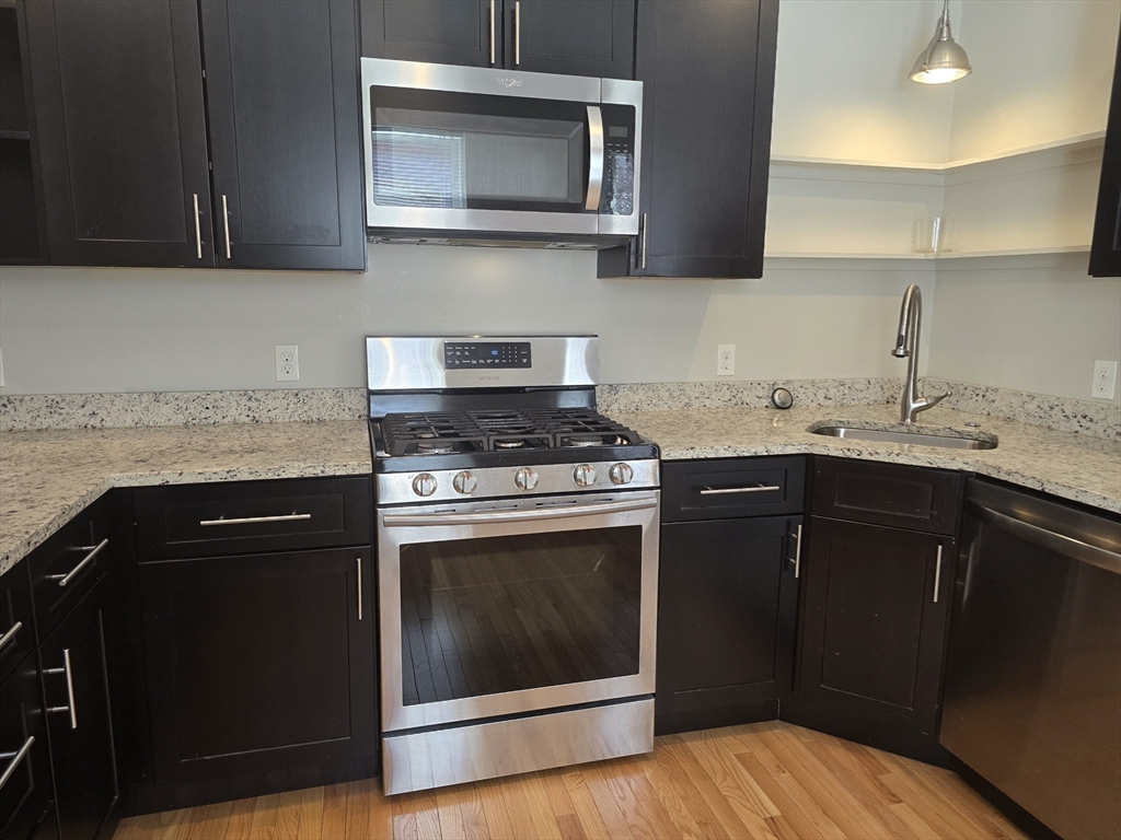 319 Spruce Street, Unit 2 Chelsea, MA 02150 - Photo 3 of 18