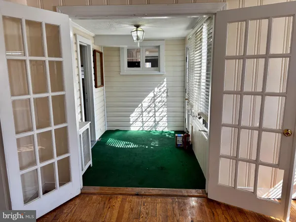 $2,300 | 8122 John Mosby Highway, Boyce, VA 22620