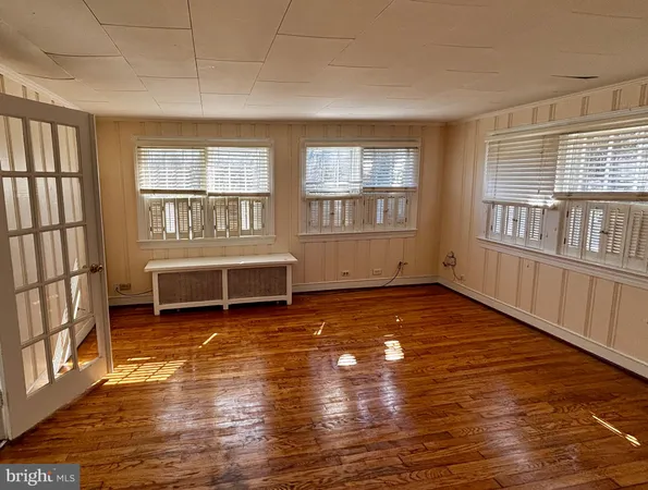 $2,300 | 8122 John Mosby Highway, Boyce, VA 22620