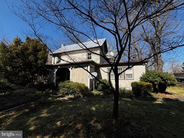 $2,300 | 8122 John Mosby Highway, Boyce, VA 22620