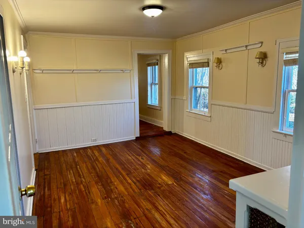 $2,300 | 8122 John Mosby Highway, Boyce, VA 22620