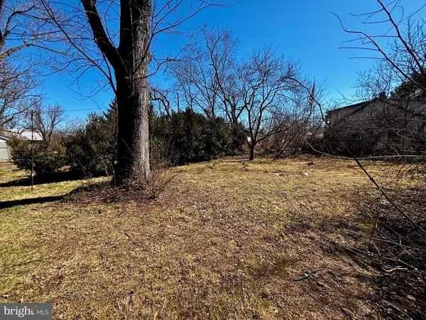$2,300 | 8122 John Mosby Highway, Boyce, VA 22620