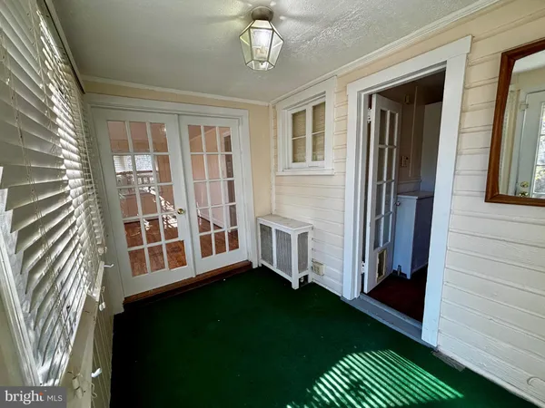 $2,300 | 8122 John Mosby Highway, Boyce, VA 22620