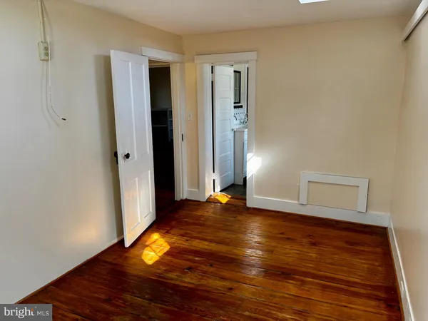 $2,300 | 8122 John Mosby Highway, Boyce, VA 22620